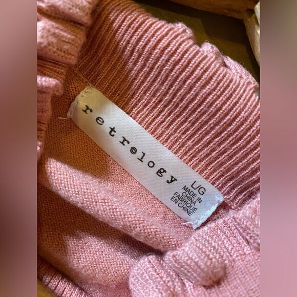 Blush pink long sleeve sweater - Picture 5 of 5